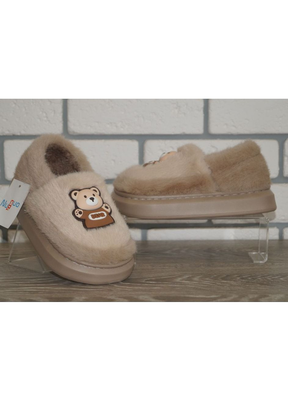 Коричневые тапочки детские меховые с задником чуни коричневые No Brand