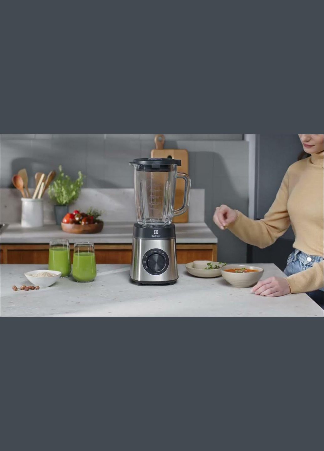 Блендер стаціонарний EleСtrolux E6TB1-6ST 800 Вт Electrolux (336878010)