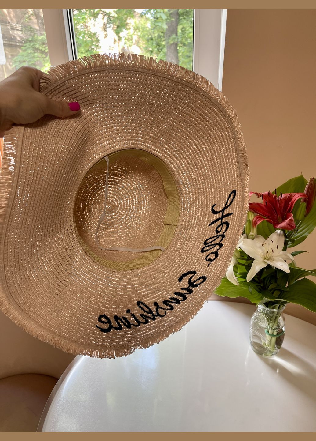 Сонцезахисна капелюх солом'яний річна жіноча Oxa з широкими полями вишивкою бахромою стрічкою бежева (58-12) No Brand (358204258)