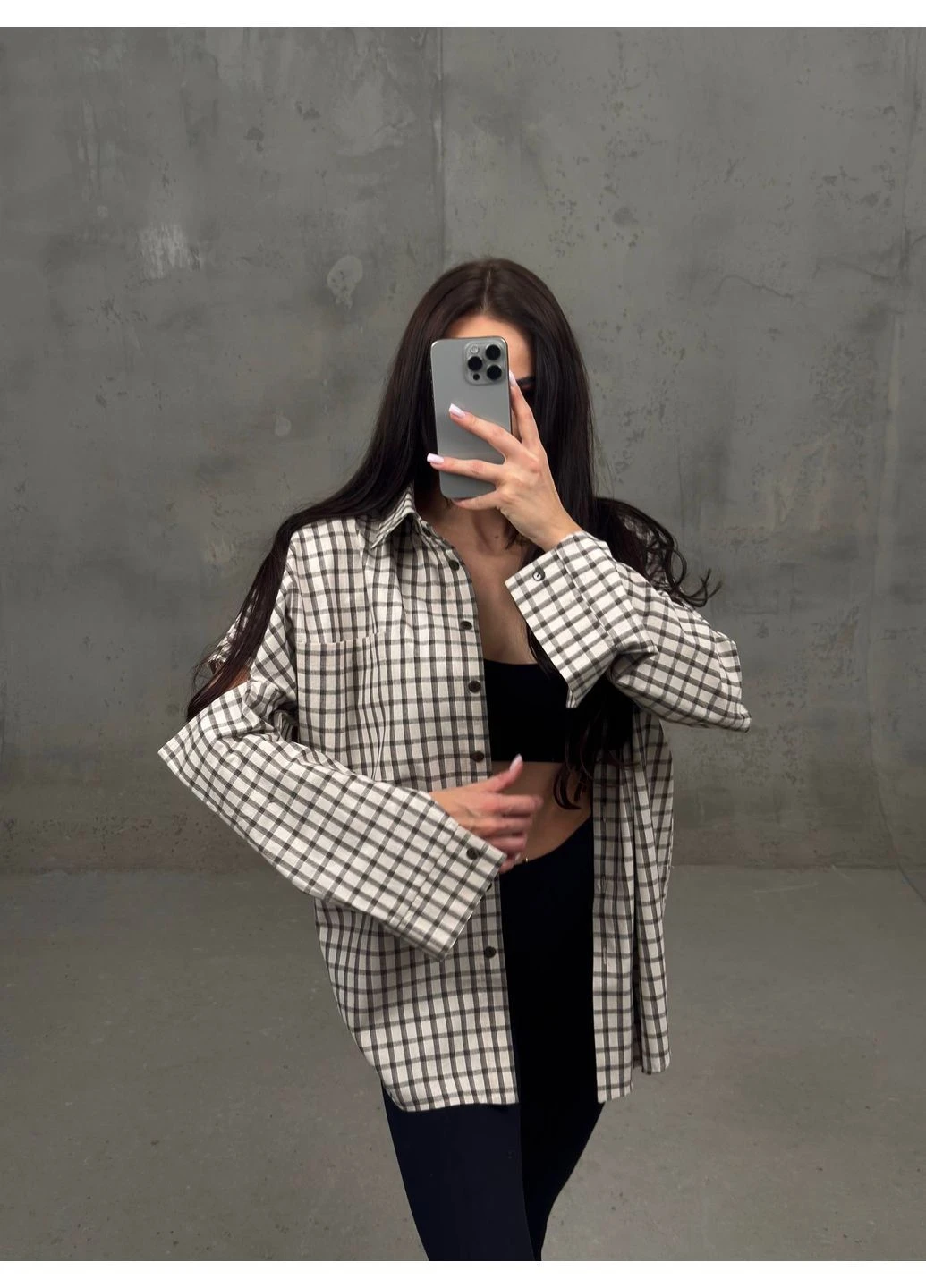 Жіноча сорочка в клітинка з рваними рукавами (oversize) No Brand (380960010)