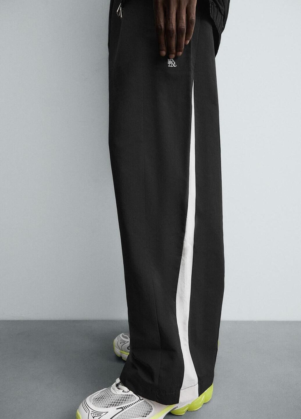 Черные кэжуал демисезонные брюки Zara