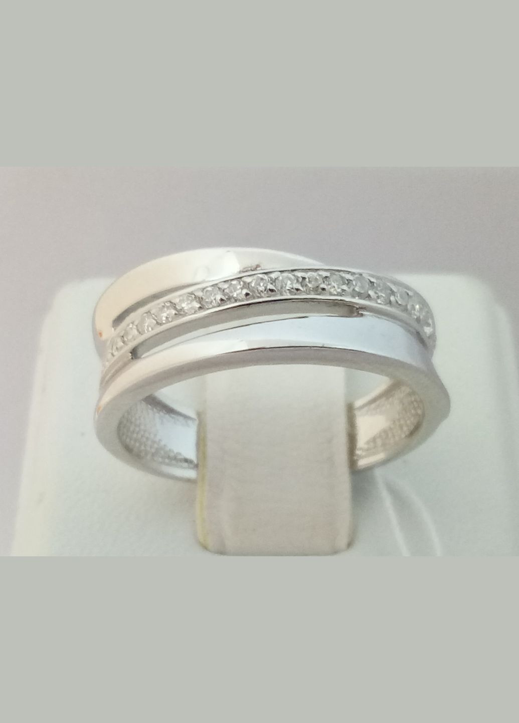 Серебряное кольцо с фианитами. 14377-Р Харківська ювелірна фабрика (296594983)