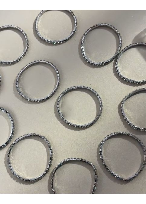 Браслеты 12 единиц стразы серебристые No Brand (363867345)