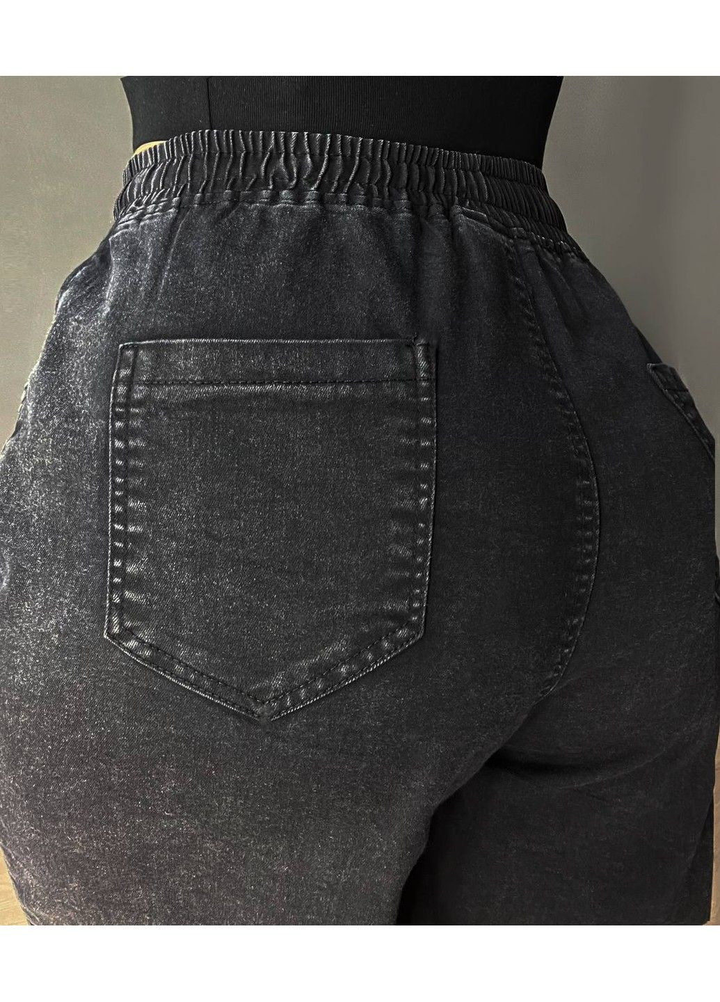 Шорты женские джинсовые Yingguoxiang 9062-1 мом с резинкой на талии и подворотом черные No Brand (332564932)