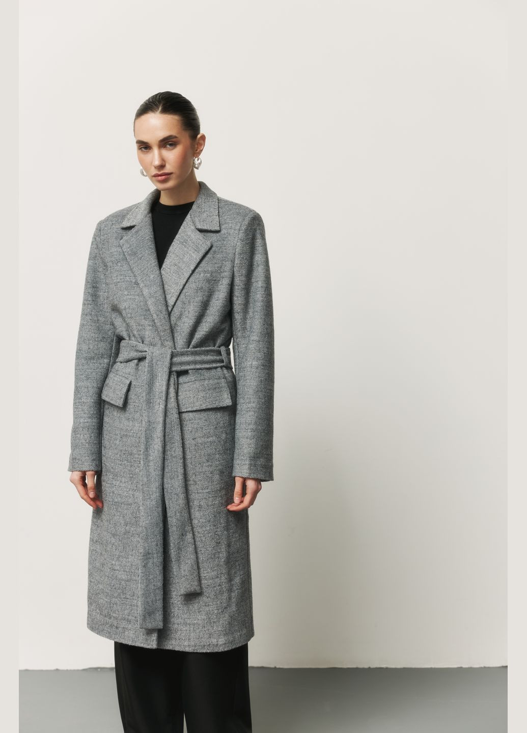 Серое демисезонное Женское пальто серое длинное ZF inspire