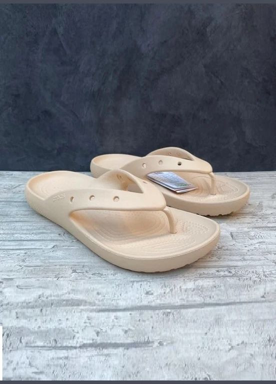 Бежевые повседневные, пляжные женские шлепанцы flip v2 bone Crocs