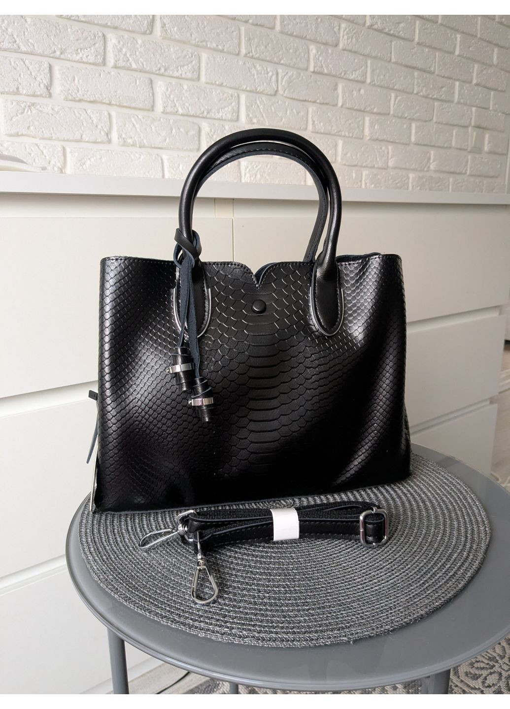 Сумка женская кожаная с тиснением змеи Vishnya (367580981)