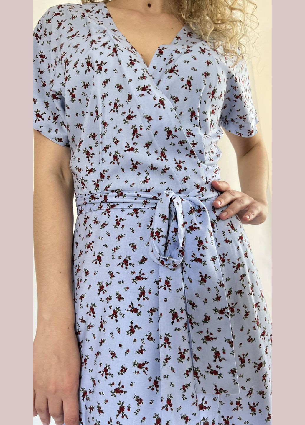 Блакитна сукня Парада