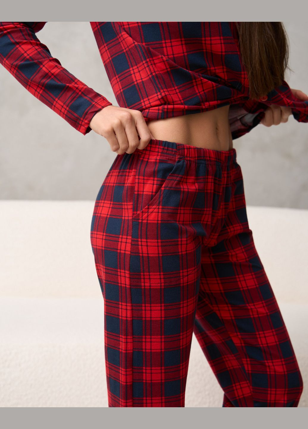 Червона всесезон жіноча піжама на ґудзиках червона клітинка family look для пари бавовняний домашній одяг Nicoletta