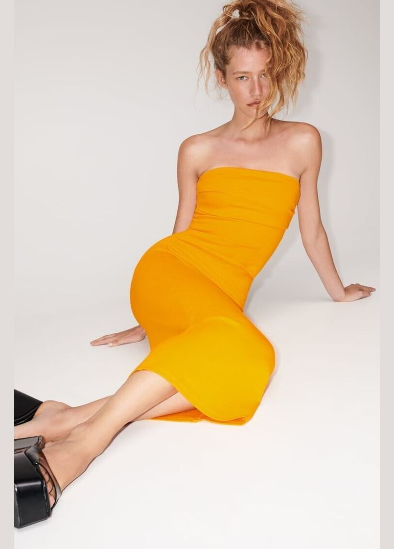 Светло-оранжевое повседневный трикотажное платье меди платье по фигуре Zara