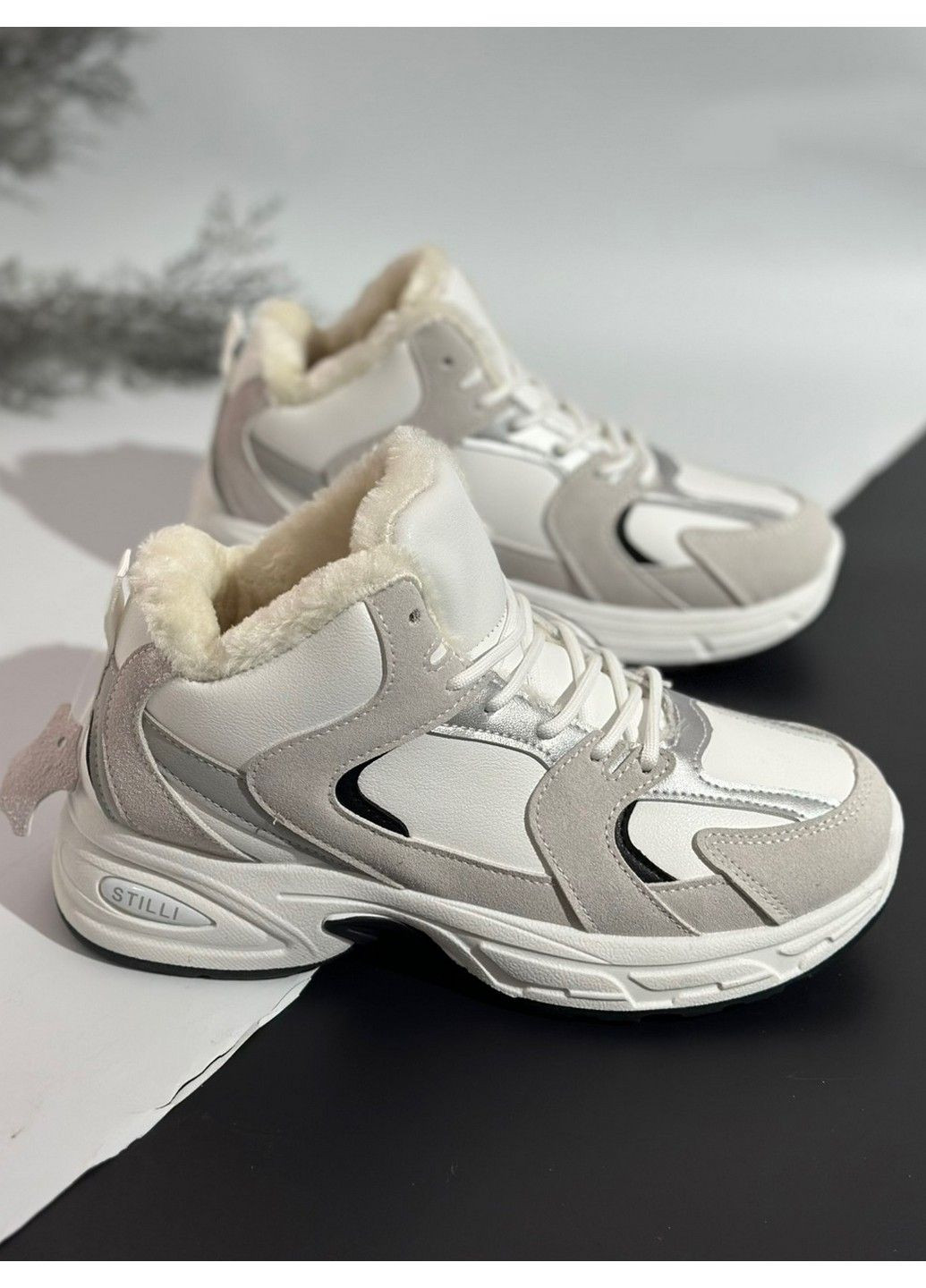 Молочные всесезон кожаные кроссовки на меху mp200-2 Stilli