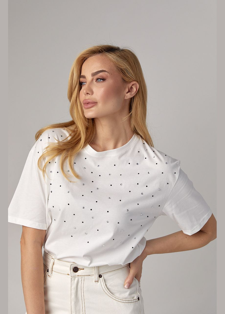 Молочная летняя женская футболка с цветными термостразами - черный Lurex