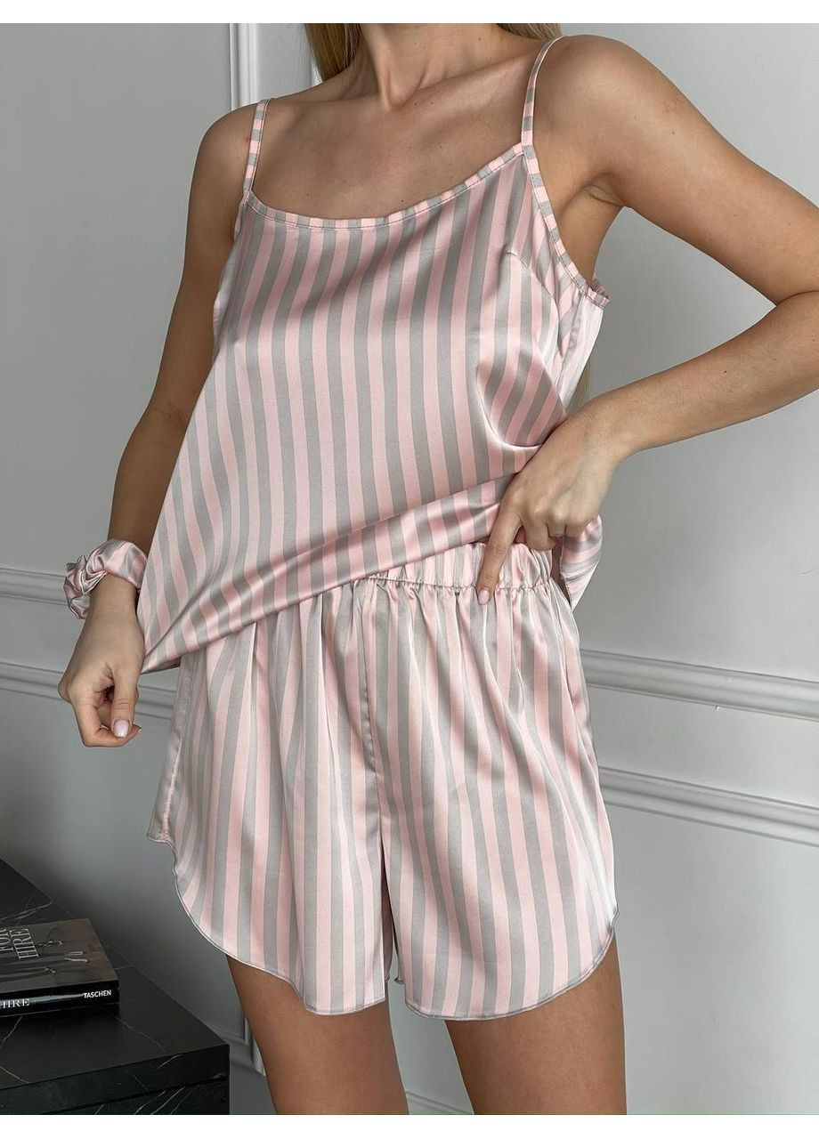 Серая всесезон женская шелковая пижама в полоску майка + шорты. майка + шорты MonCher