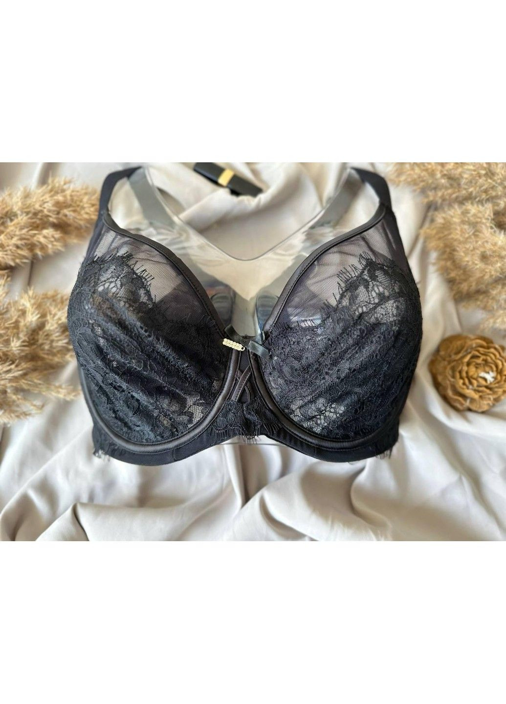 Чорний бюстгальтер без поролону l1004b чорний Lanny Mode