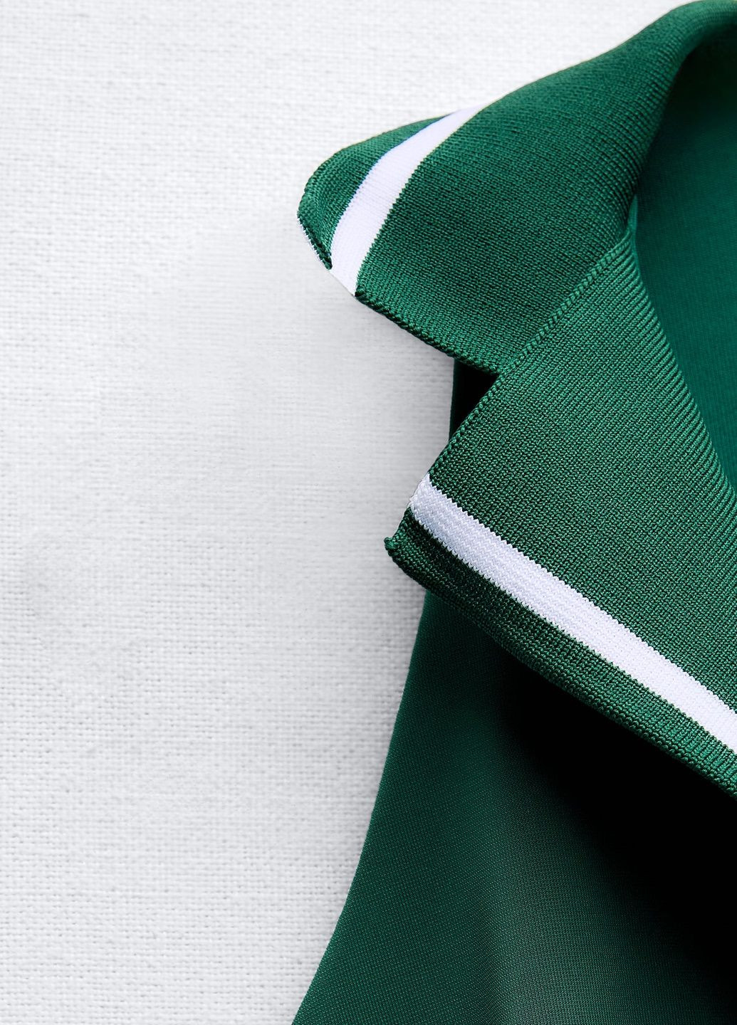 Темно-зелена спортивна сукня Zara однотонна