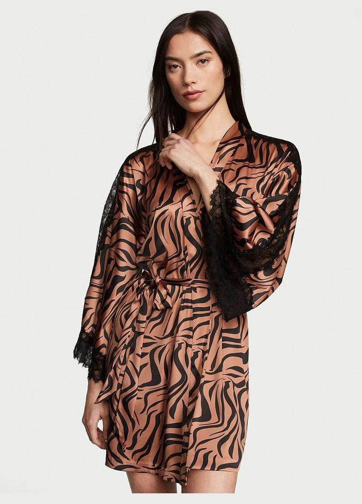 Женский сатиновый халат Lace Inset Robe XS/S тигровый принт Victoria's Secret (282964764)