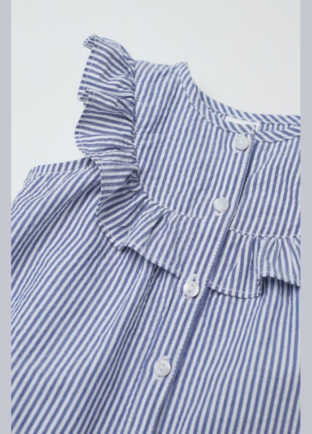 Голубая в полоску блузка H&M демисезонная