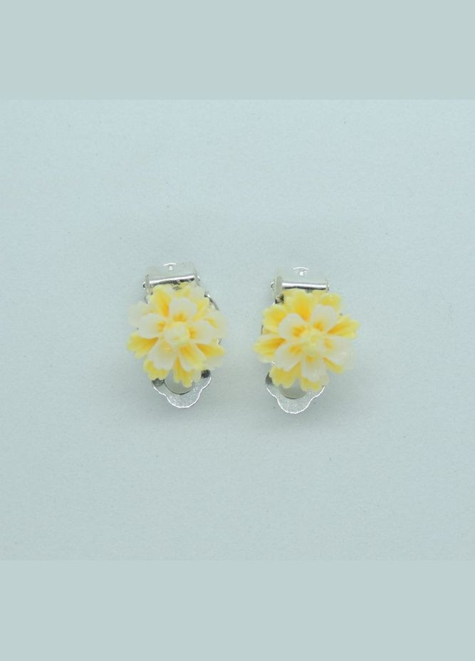 Кліпси сережки дитячі для вух без пробивання вуха сережки у вигляді квітки "Еклерчик" Liresmina Jewelry (289717544)