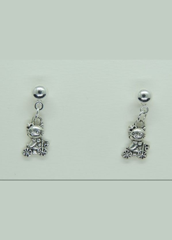 Серьги серьгигвоздики (пусеты) Котик Муркотик на велосепеде серебристый Liresmina Jewelry (285110926)
