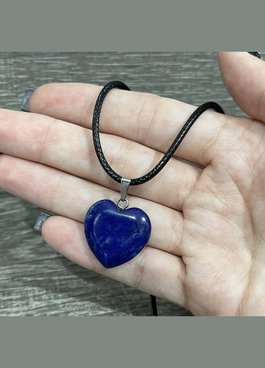 Підвіска з натуральним каменем Лазуріт кулон у формі серця на ланцюжку в подарунковій коробочці Лазурит (326807761)