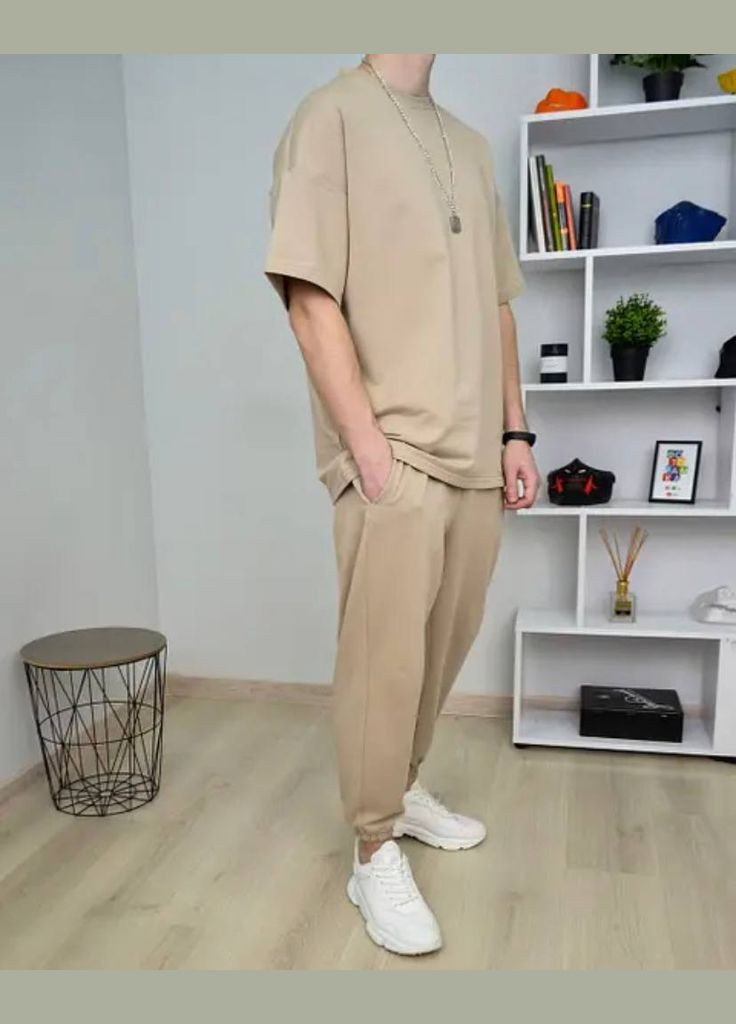 Бежевий демісезонний чоловічий костюм футболка+штани брючний Style Point