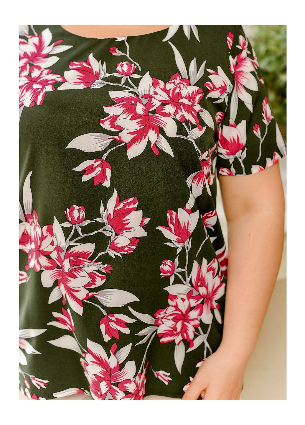 Оливковая (хаки) летняя блузка Minova