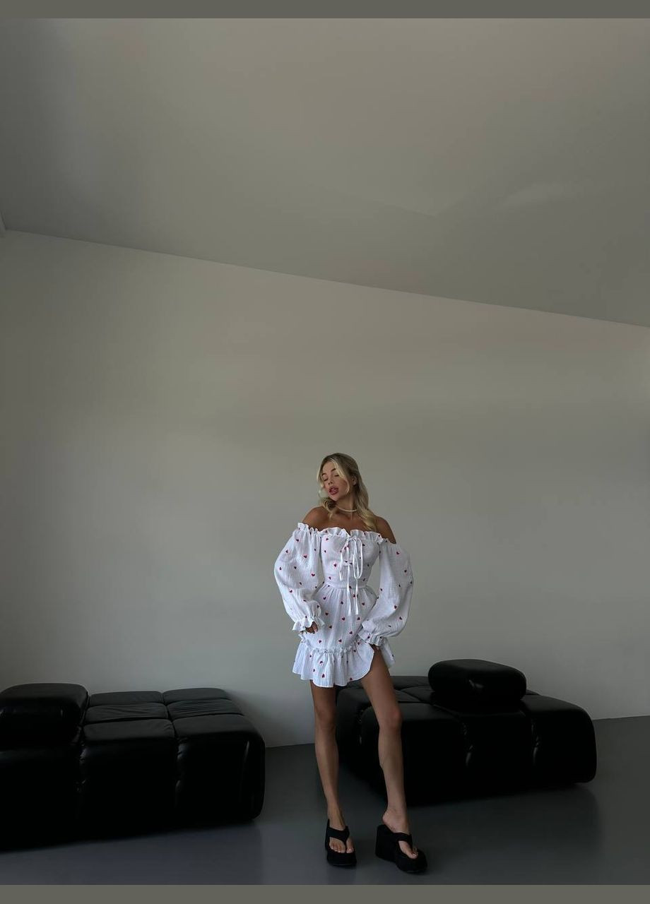 Білий коктейльна, повсякденний, кежуал, джинсова, вечірня сукня жіноча з відкритими плечима Україна сердечка