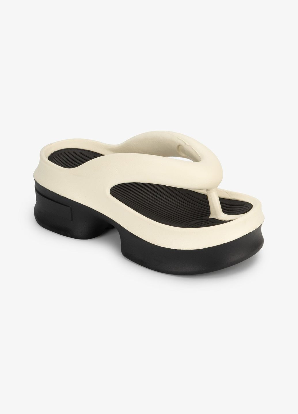 Черно-белые сланцы женские 301-1 черно-белый shop (2000990980212) No Brand