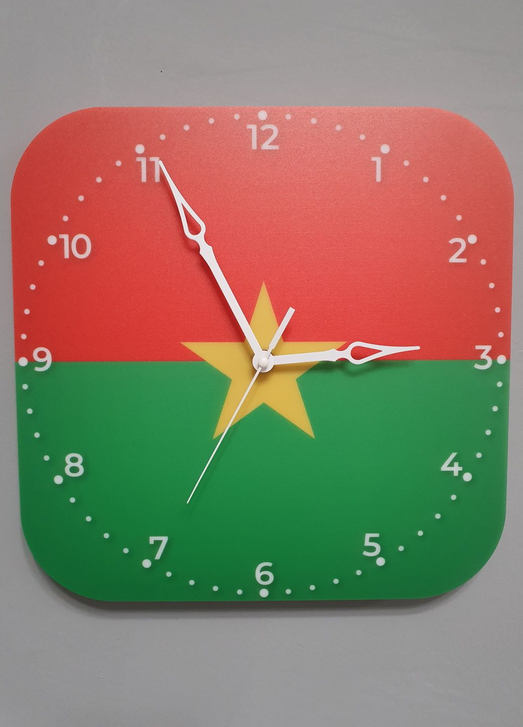 Часы настенные флаг Буркина-Фасо No Brand (321973430)