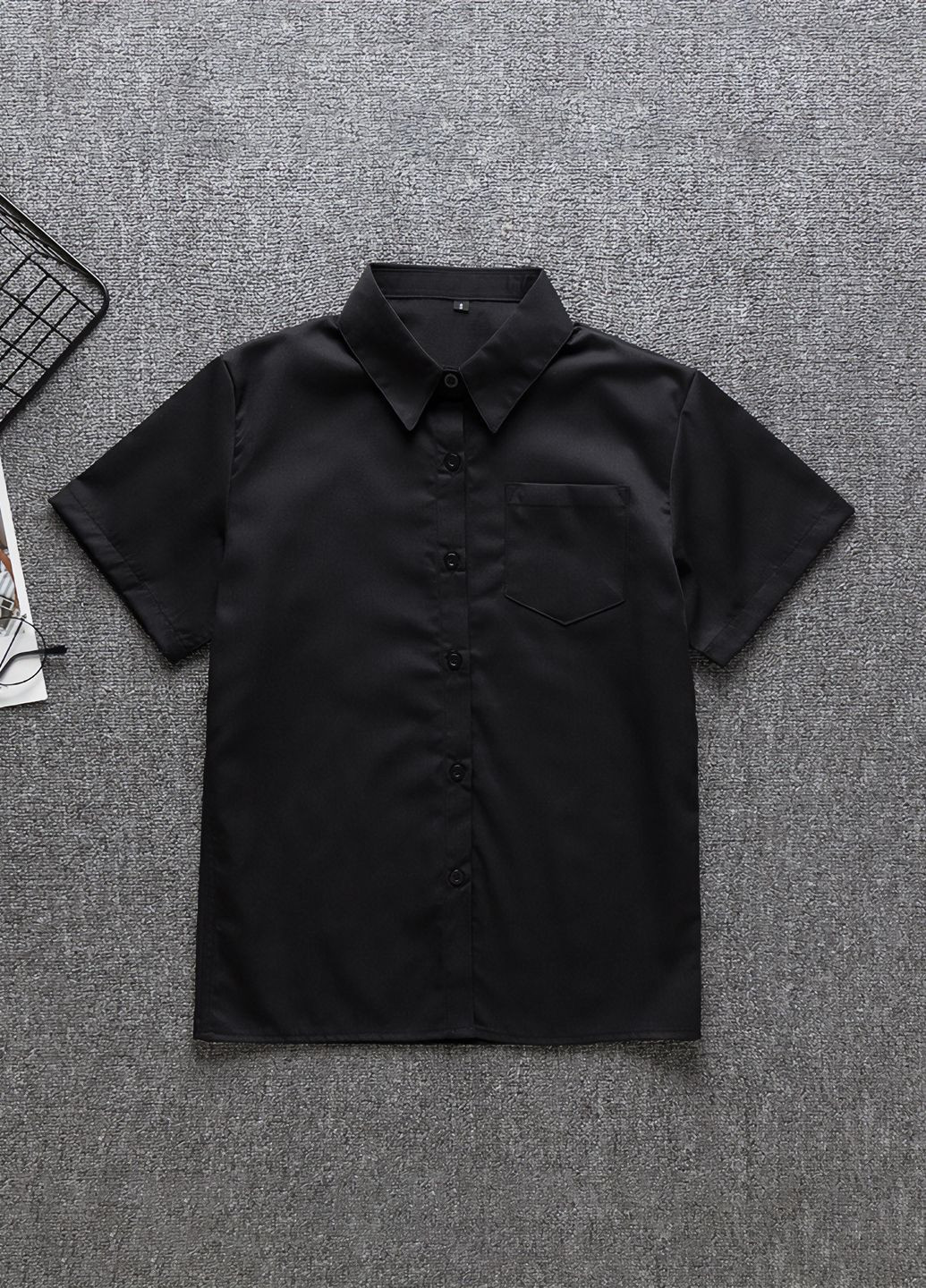 Черная классическая рубашка однотонная No Brand с коротким рукавом