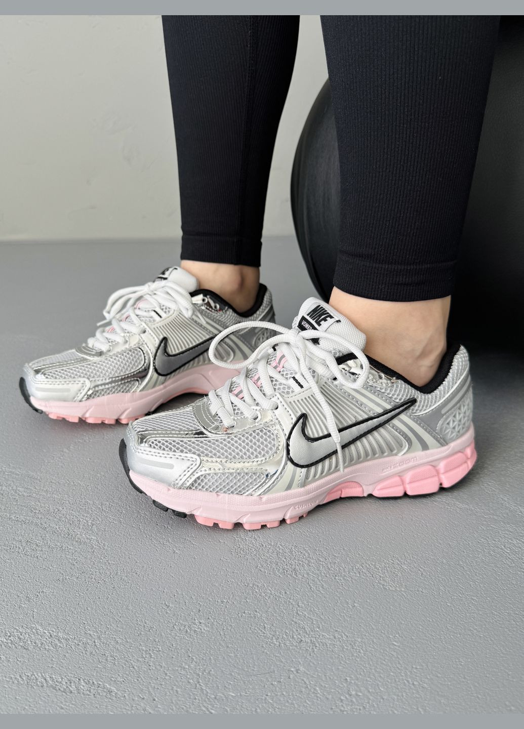 Кросівки жіночі Nike Zoom Vomero 5 Pink | Найк Зум Вомеро 5 рожеві No Brand рожеві демісезони (340402011)