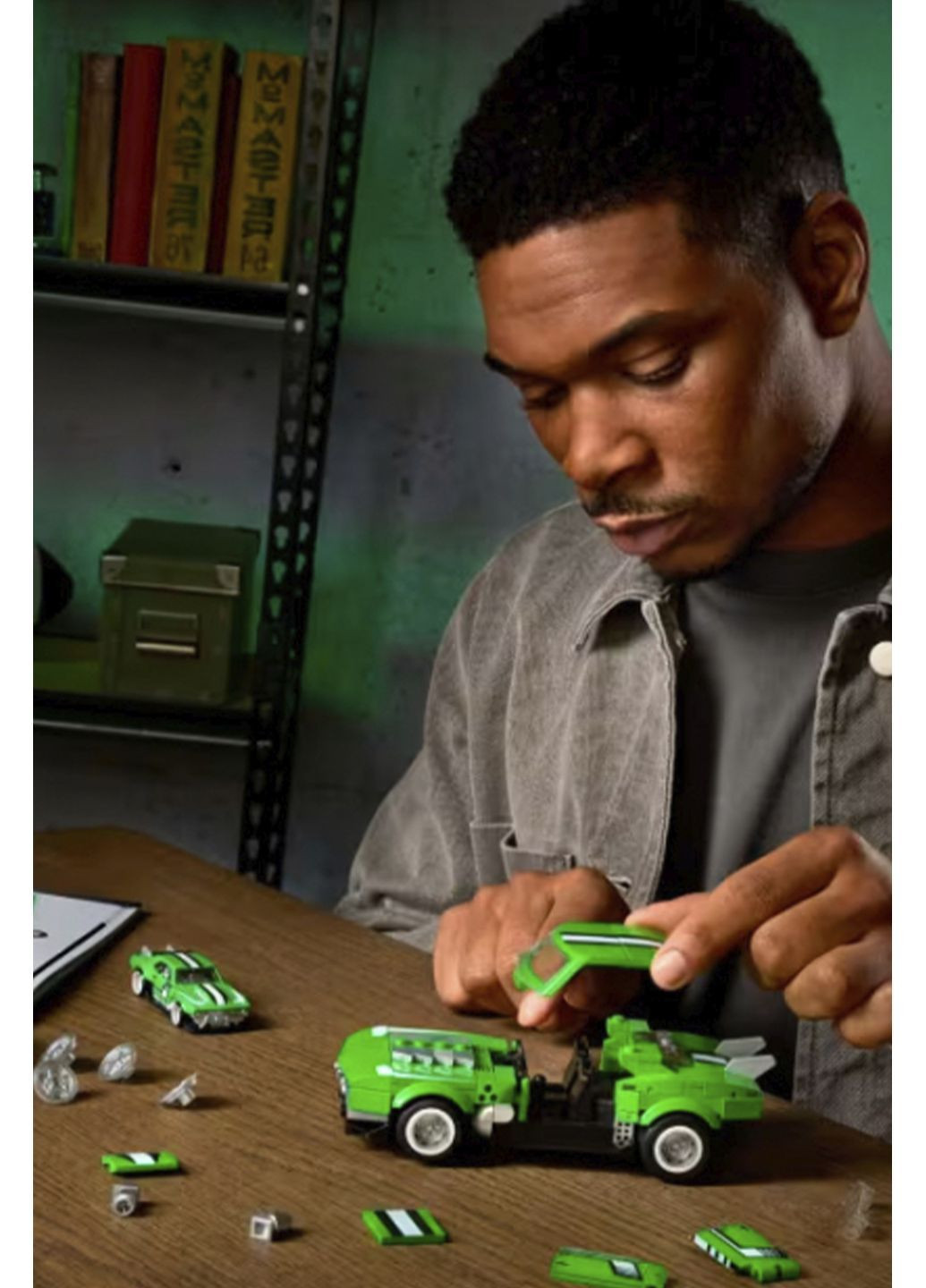 Коллекционная машинка-конструктор - "Camaro" серии "Speed" Mattel Brick Shop цвет зеленый CB-00285844 Hot Wheels (362025263)