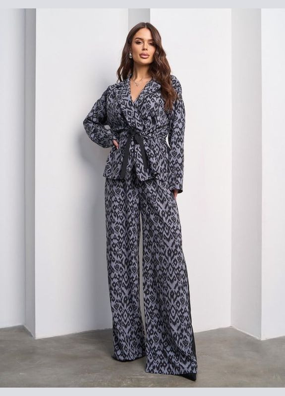 Костюм 14536A сірий ISSA PLUS (317399364)