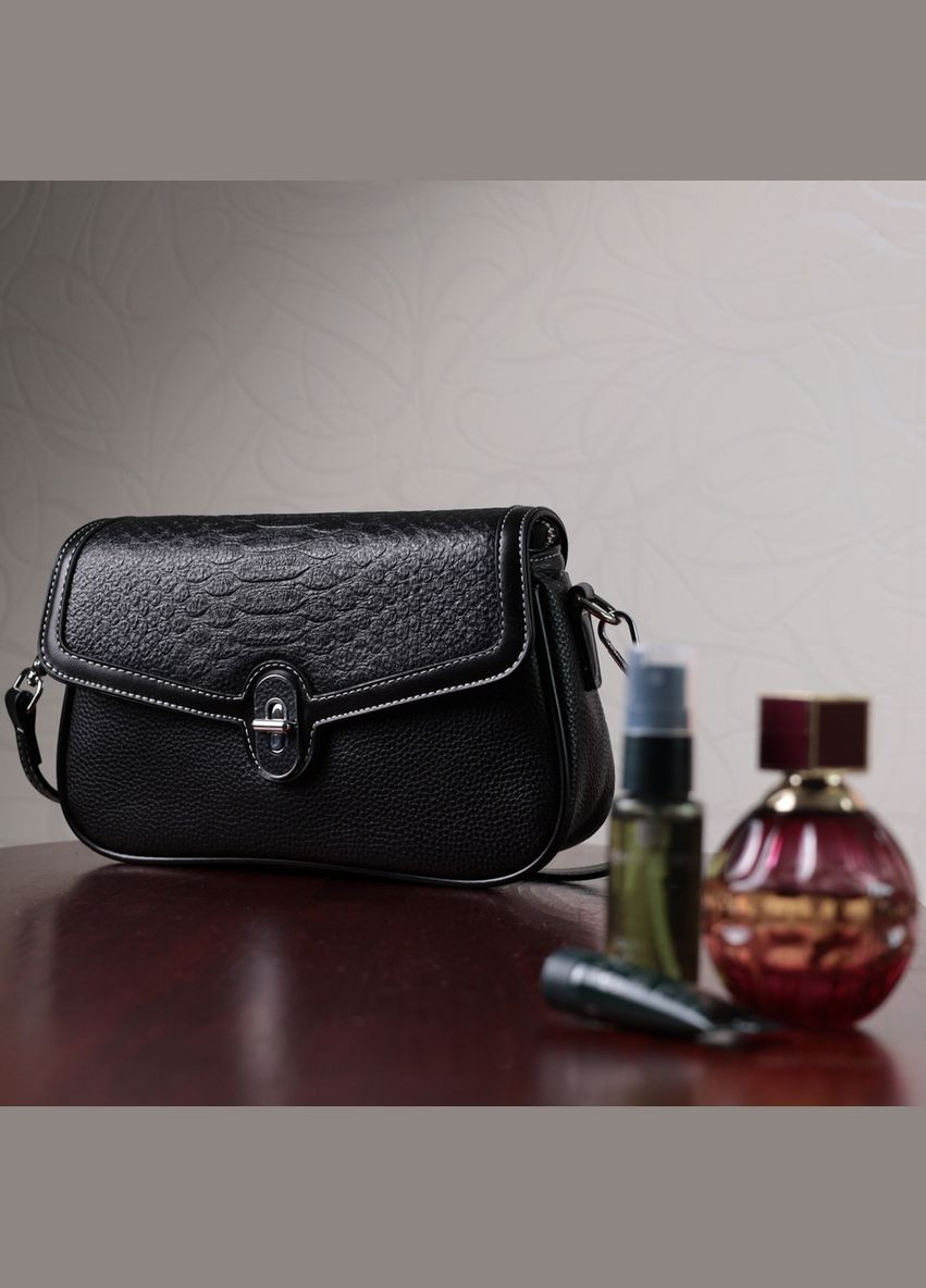 Сумка женская через плечо кожаная с фактурным клапаном 22624 Черный Vintage (302009379)