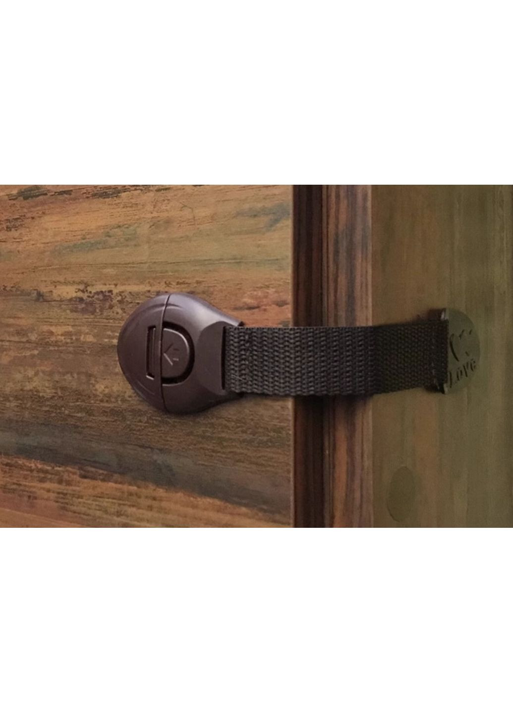 Замок безпеки для дітей на меблі гнучкий 20 см No Brand (369502839)