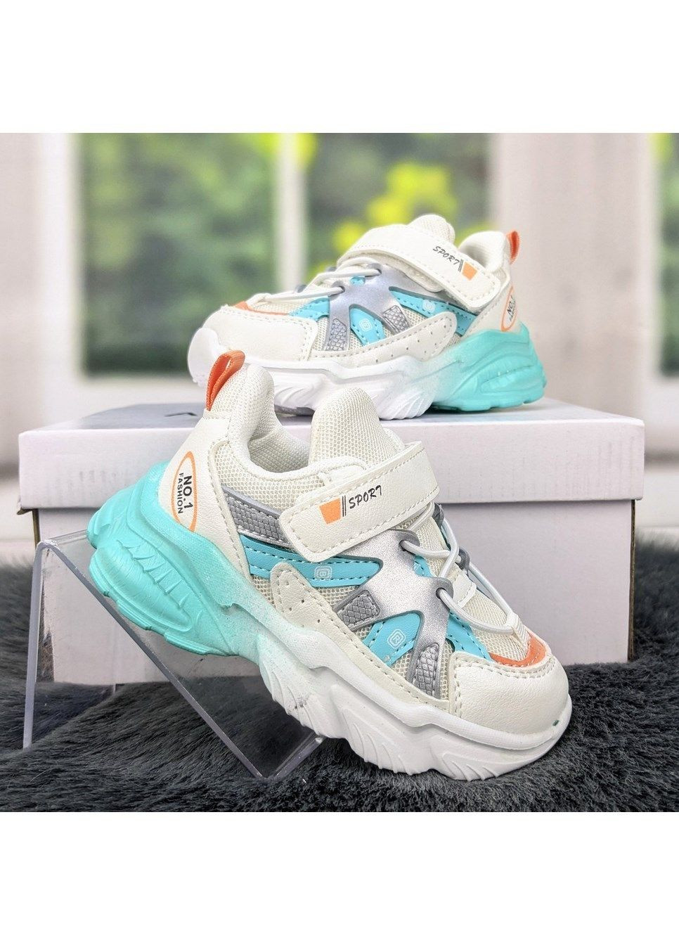 Белые демисезонные кроссовки детские для девочки Kimboo