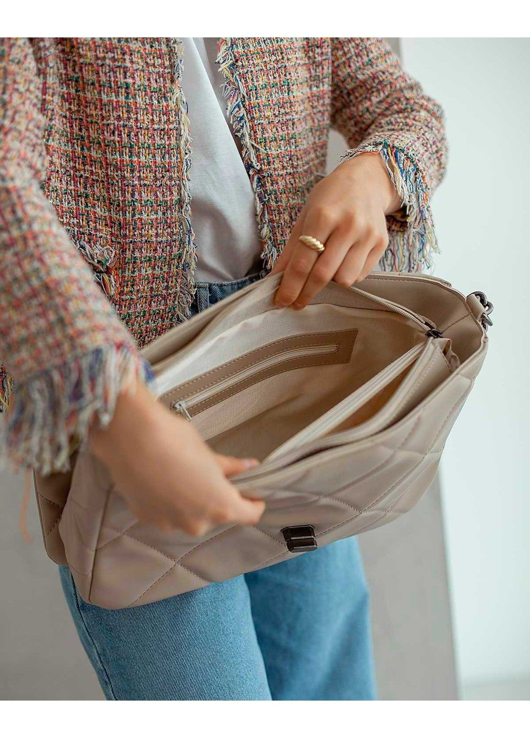 Модна жіноча сумка «Дженіс» бежева WeLassie (315688585)