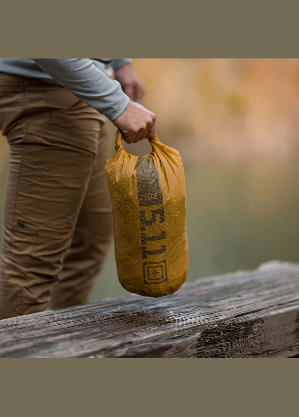 Мішок водонепроникний Ultralight Dry Bag 10LOld Gold 5.11 Tactical (315878724)