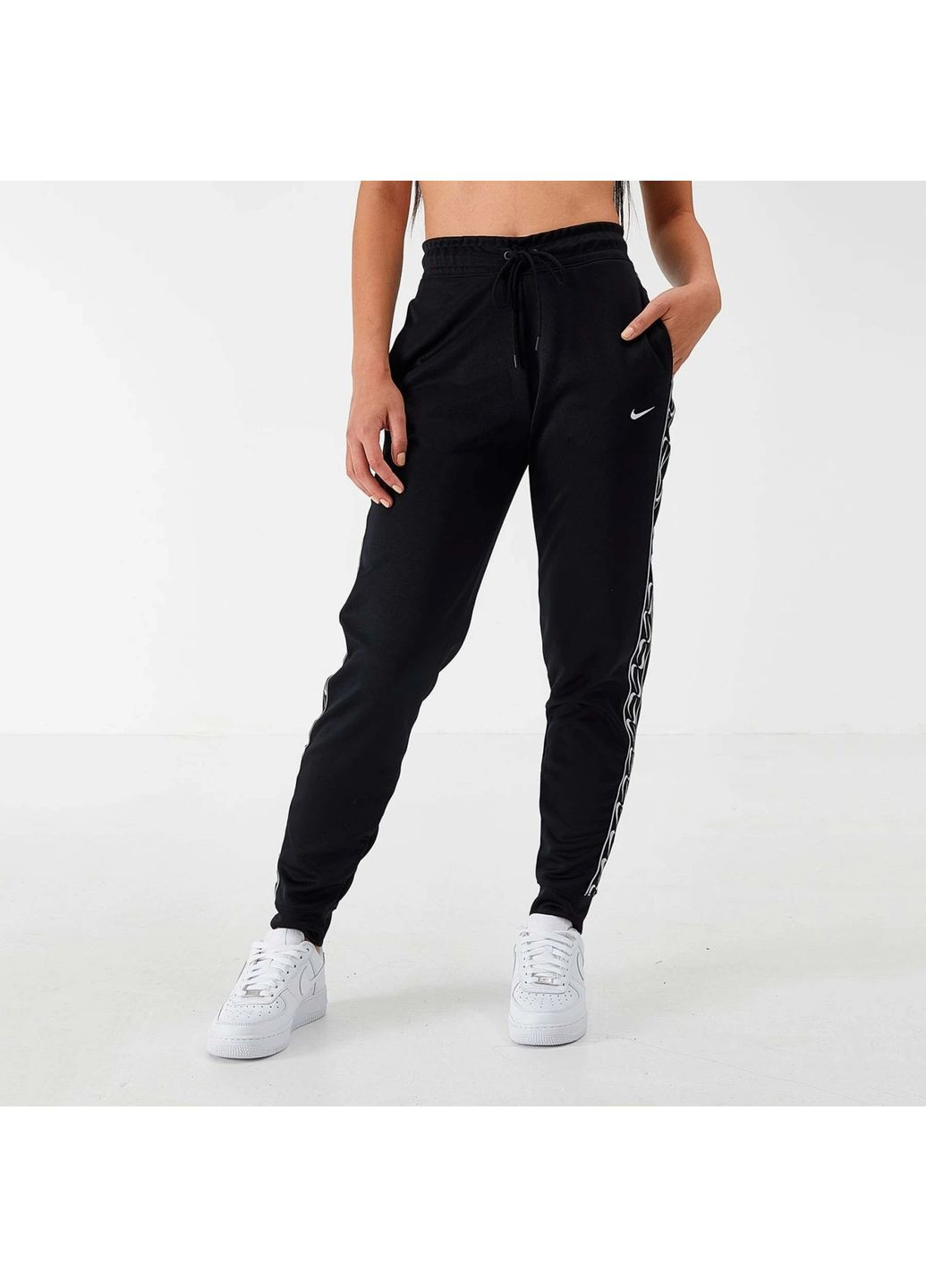 Спортивные штаны Nike Logo Joggers W CJ6325-010 (360429510)