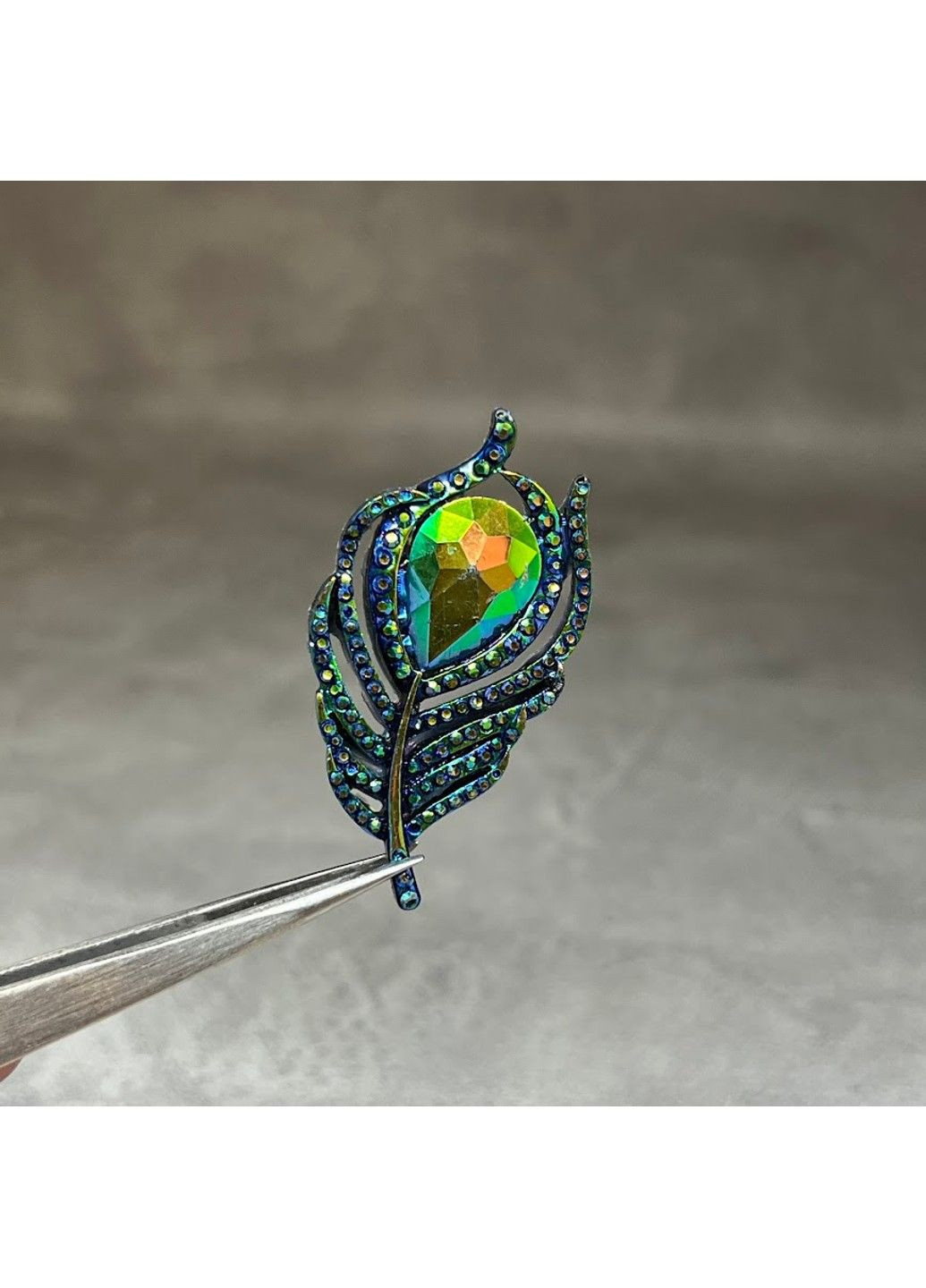 Серединка Перо, размер 38*20 мм, темно-зеленый АВ, арт 09829, шт No Brand (316646239)