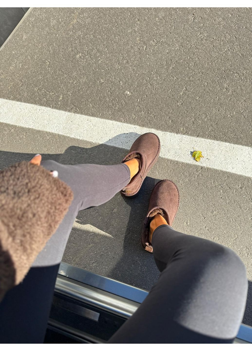 Жіночі уггі шоколад натуральна замша коричневі на хутрі теплі зимові на високій підошві замшеві No Brand (367954631)