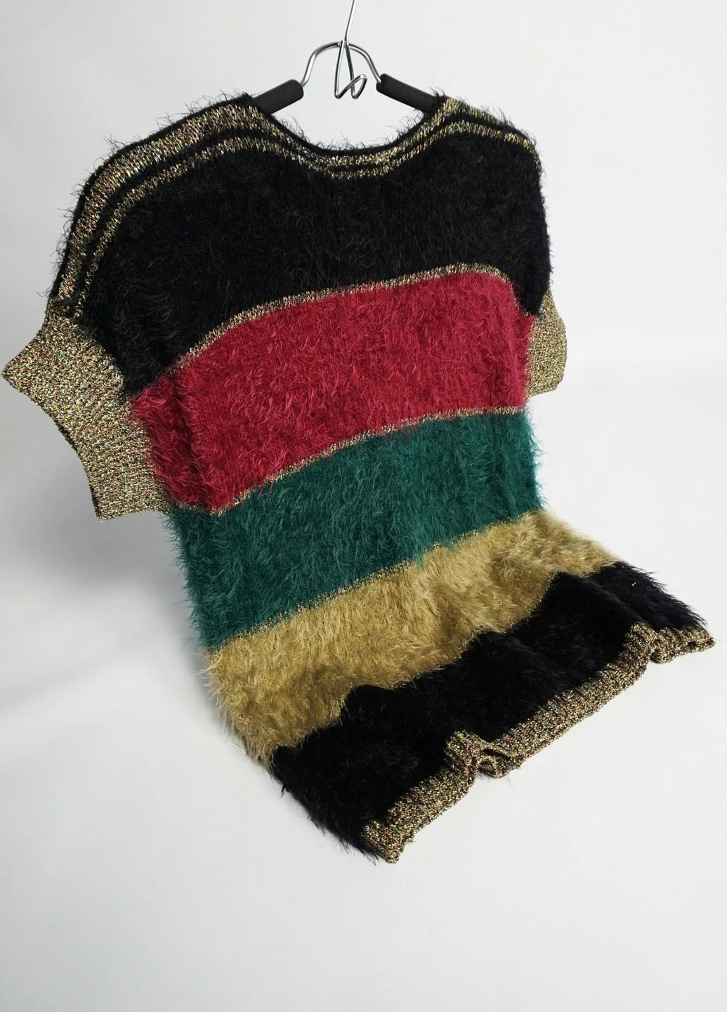 Чорний жіночий джемпер з коротким рукавом чорний Lowett