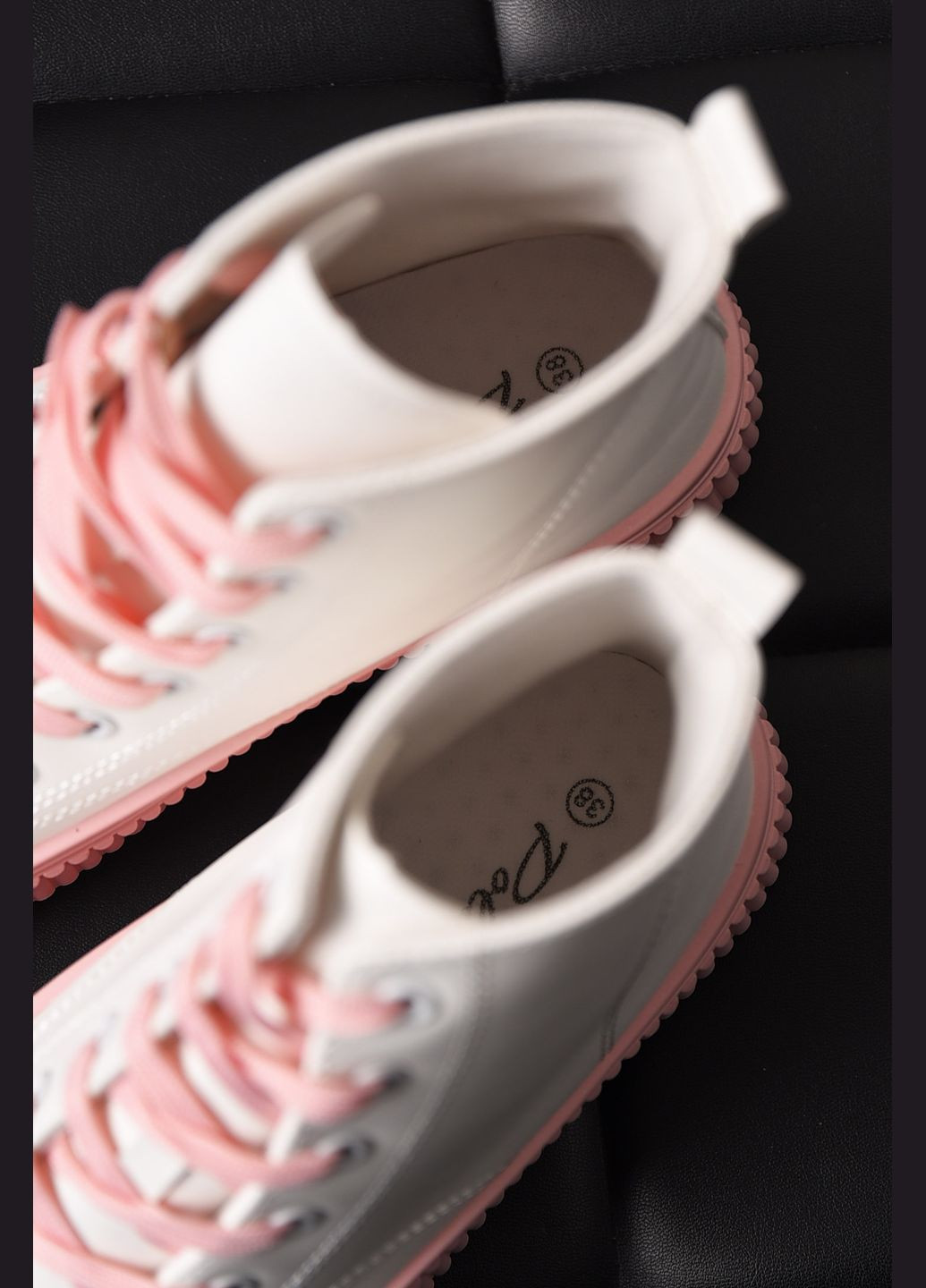 Белые кеды женские высокие бело-розового цвета на шнуровке Let's Shop