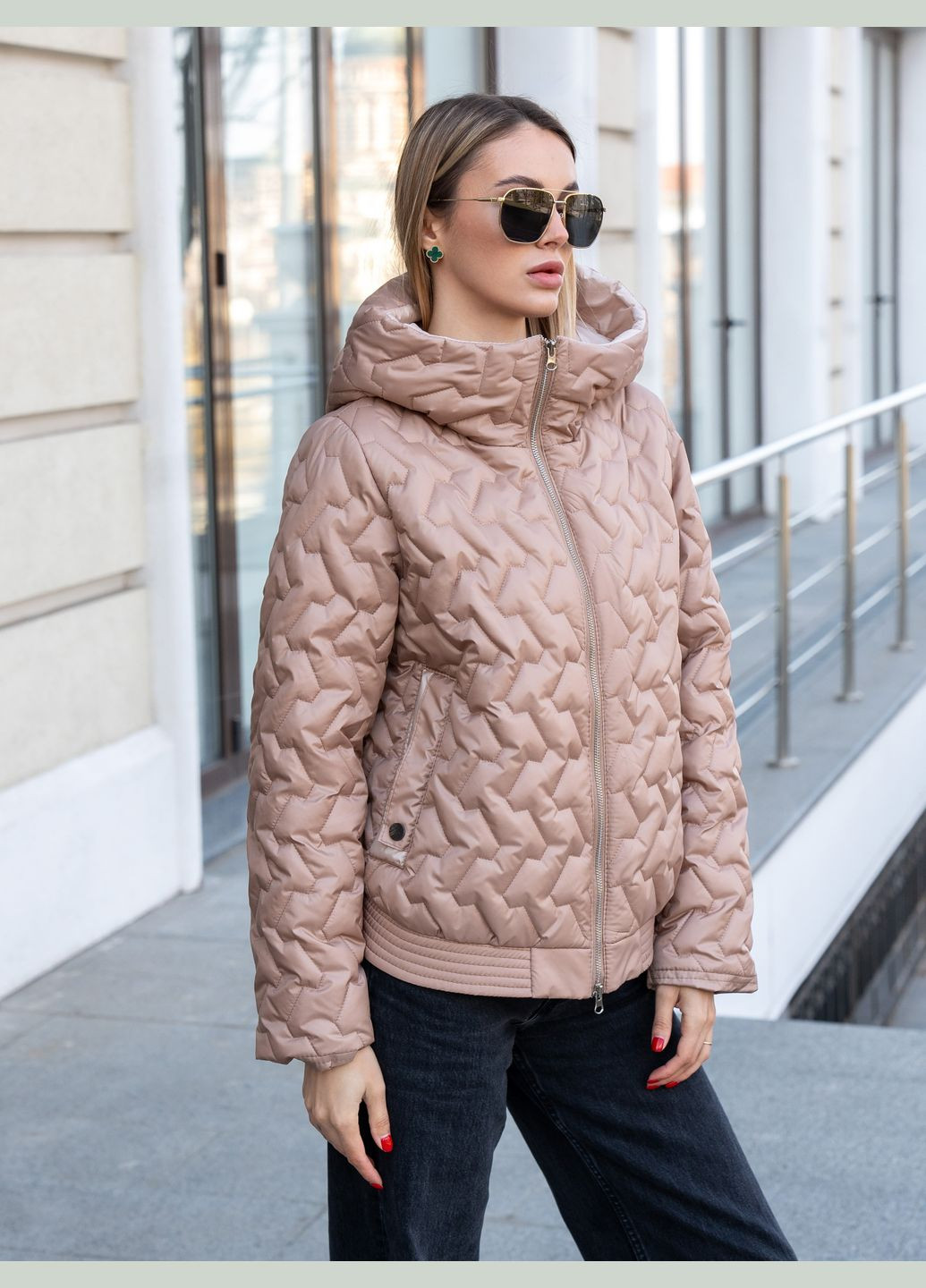 Кофейная демисезонная куртка MN