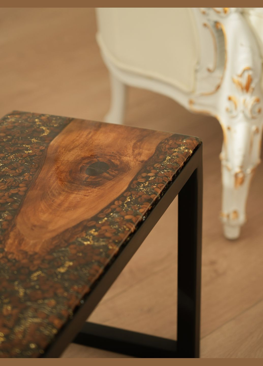 Журнальный стол из эпоксидной смолы ручной работы с кофейными зернами, деревом и имитацией шелка KorriArt (315492706)