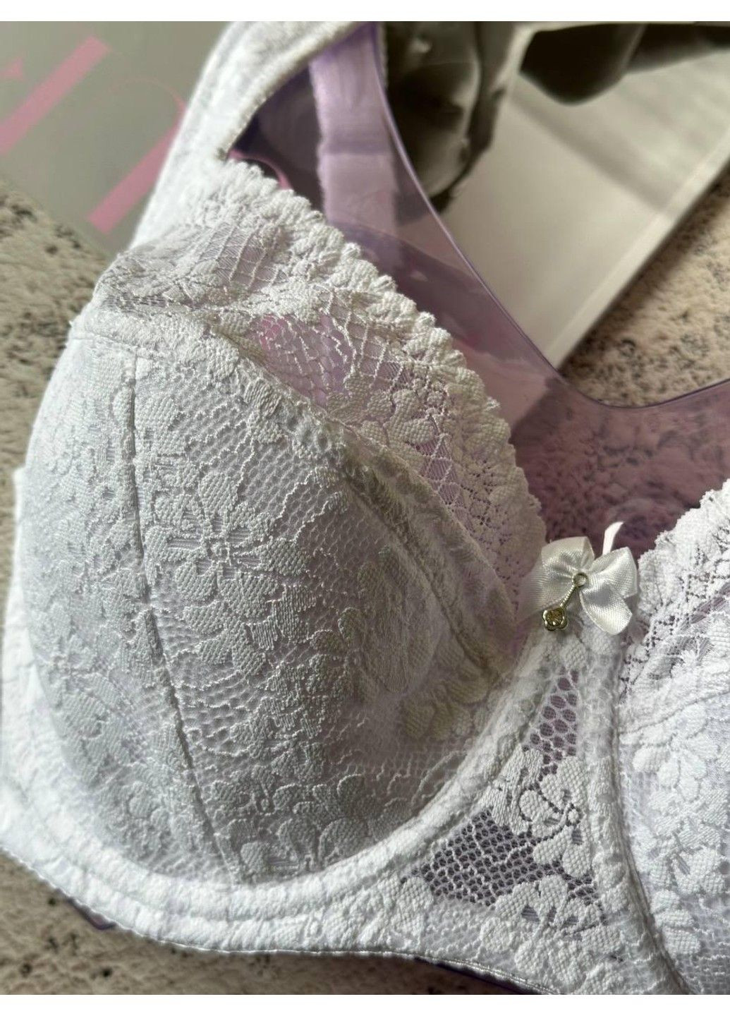 Белый бюстгальтер больших размеров на чашку g белый Finikin