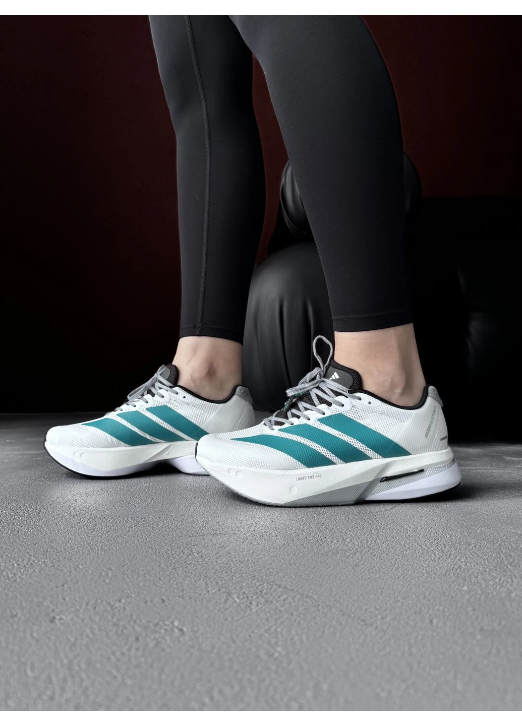 Білі кросівки чоловічі adidas adizero boston 13 white/pure teal адідас адізеро білі демісезон No Brand