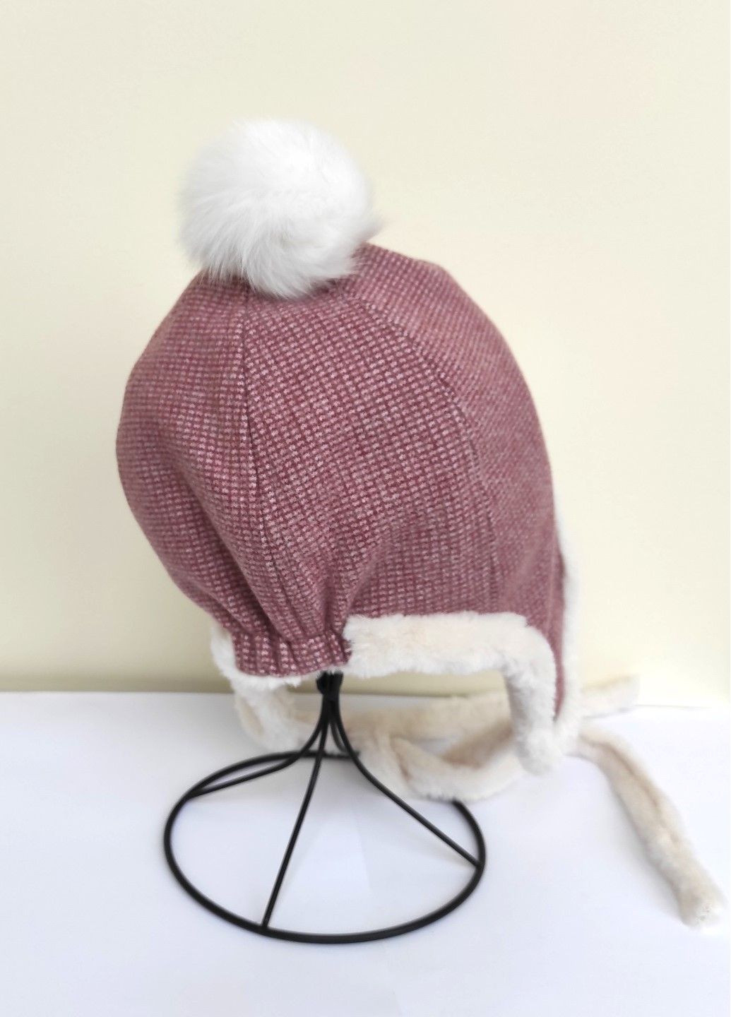 з Козирком та Помпоном, Підклад Супер М'яке Штучне Хутро No Brand Жіноча Зимова Шапка-Вушанка (363838664)