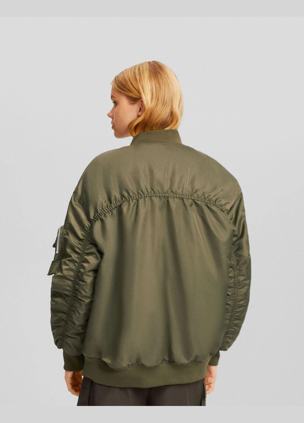 Бомбер демісезон,зелений, Bershka (289976834)