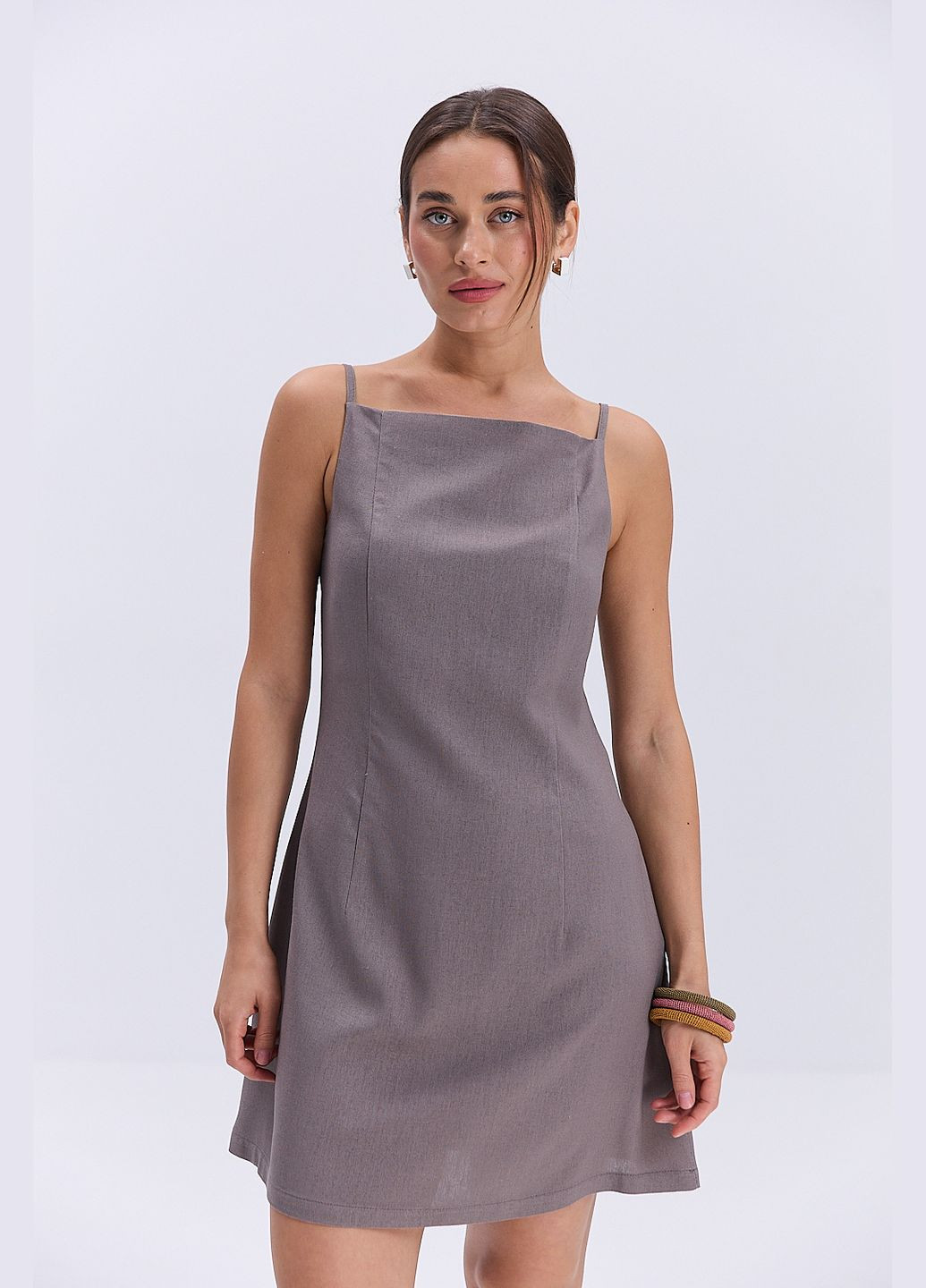 Кавова коротка літня сукня на тонких бретелях Arjen